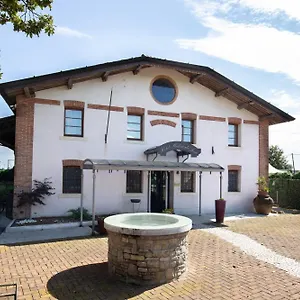 https://tenuta-molino-dei-sassi.hotelinveneto.com